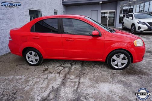2011 Chevrolet Aveo LT