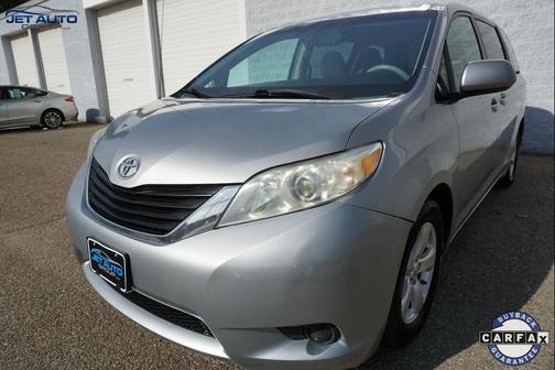 2013 Toyota Sienna LE