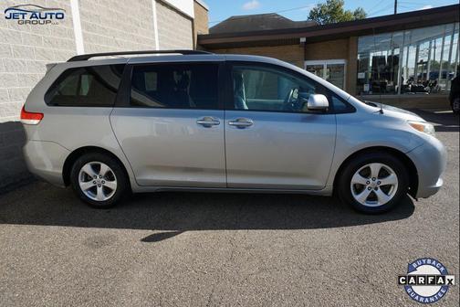2013 Toyota Sienna LE