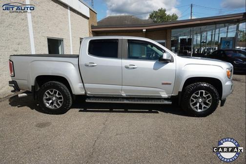 2017 GMC Canyon SLE
