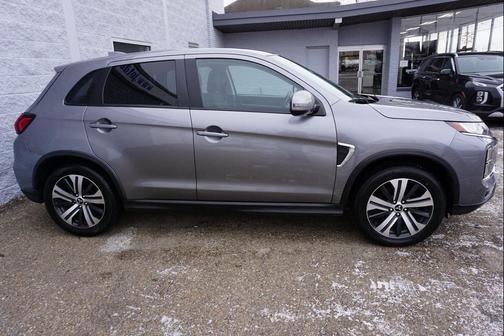 2020 Mitsubishi Outlander Sport SE