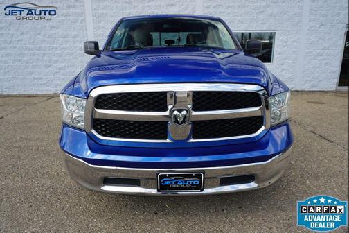 Blue Streak Pearlcoat 2019 RAM 1500 SLT
