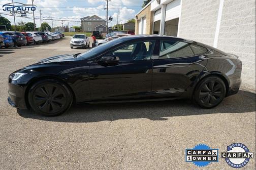 2022 Tesla Model S Plaid