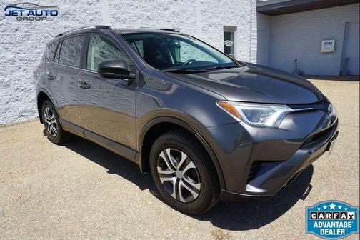 Magnetic Gray Metallic 2016 Toyota RAV4 LE