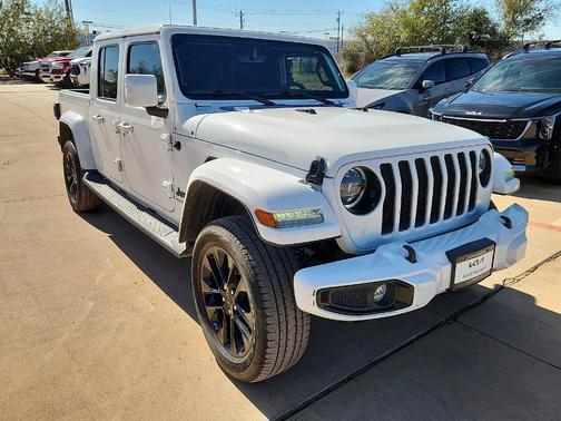 2023 Jeep Gladiator Overland