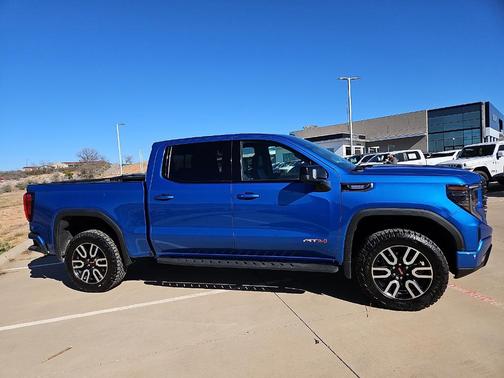 2022 GMC Sierra 1500 AT4