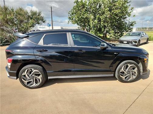 Abyss Black Pearl 2024 Hyundai KONA N Line
