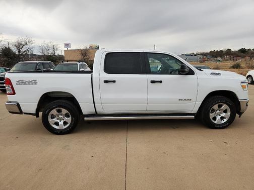 2024 RAM 1500 Big Horn/Lone Star