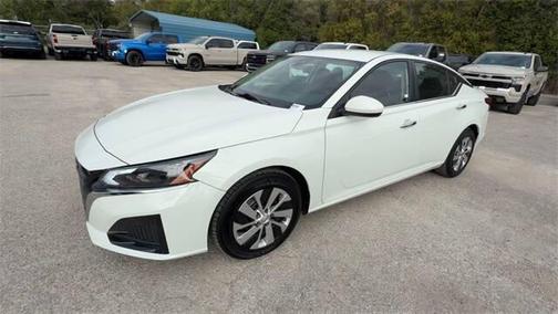 2023 Nissan Altima S FWD