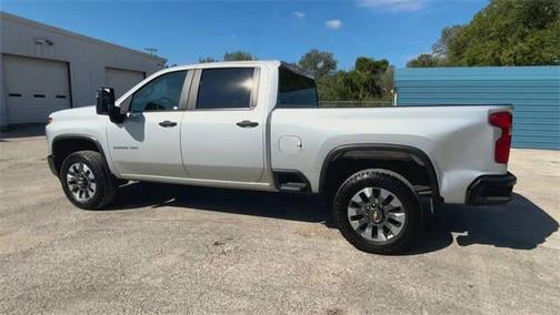 2022 Chevrolet Silverado 2500 Custom