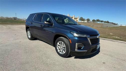 2023 Chevrolet Traverse LS
