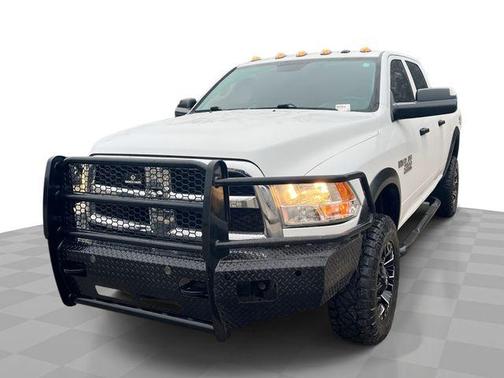 2018 RAM 2500 Tradesman Crew Cab 4x4 6'4' Box