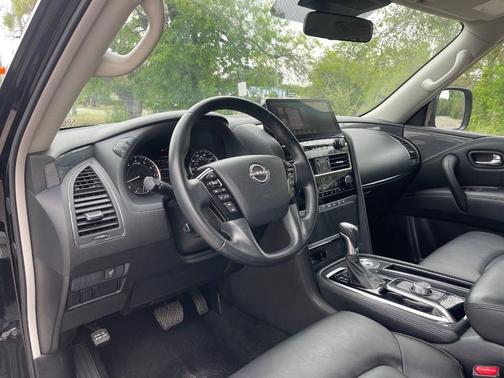 2022 Nissan Armada SV 2WD