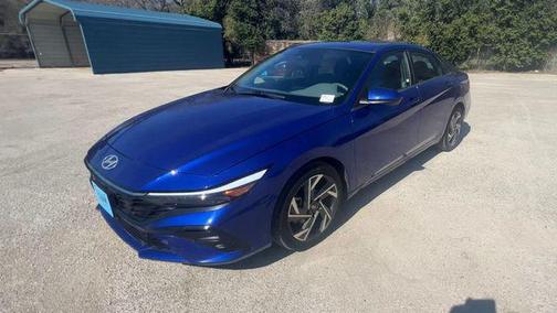 2025 Hyundai ELANTRA SEL