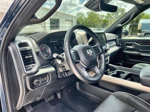 2019 RAM 2500 Laramie Crew Cab 4x4 6'4' Box