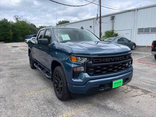 2024 Chevrolet Silverado 1500 Custom