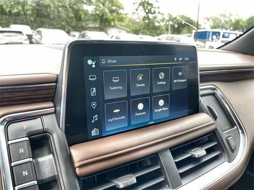 2022 Chevrolet Suburban 2WD High Country