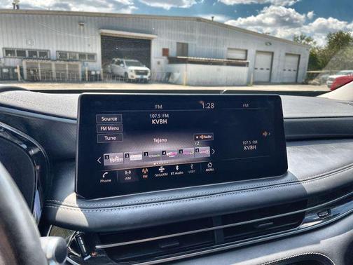 2022 INFINITI QX60 Luxe