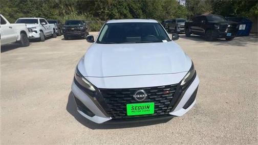 2023 Nissan Altima SR FWD