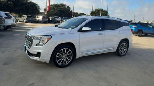 White Frost Tricoat 2022 GMC Terrain Denali
