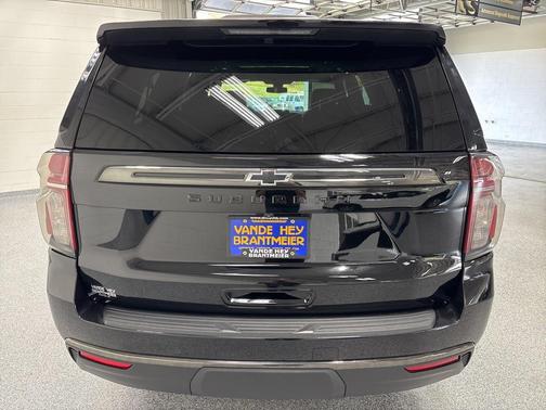 2021 Chevrolet Suburban 4WD Z71