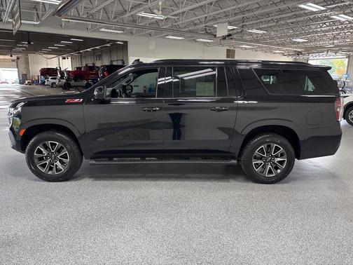 2021 Chevrolet Suburban 4WD Z71