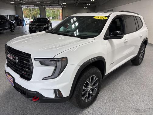 2024 GMC Acadia AWD AT4