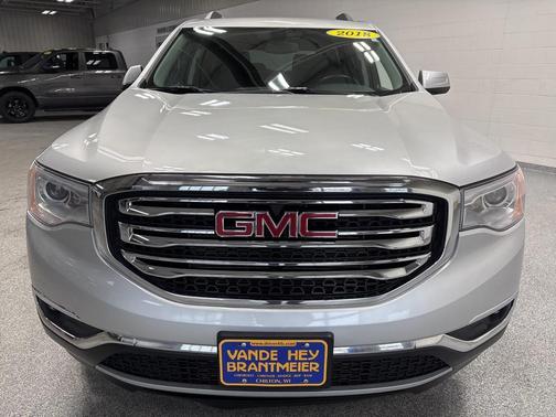 2018 GMC Acadia SLE-2