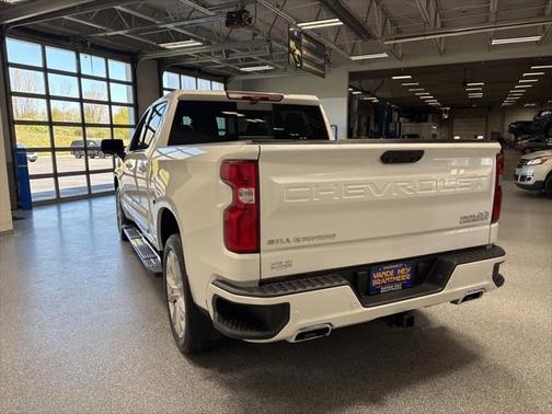 2022 Chevrolet Silverado 1500 High Country
