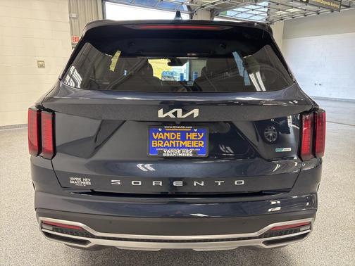 2022 Kia Sorento Hybrid S