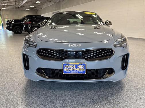 2022 Kia Stinger GT-Line