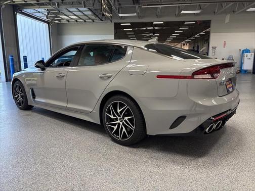 2022 Kia Stinger GT-Line