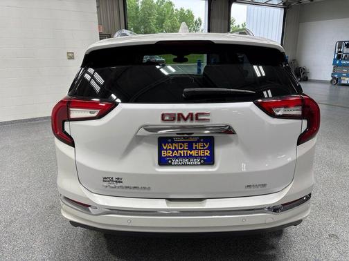 White Frost Tricoat 2024 GMC Terrain Denali