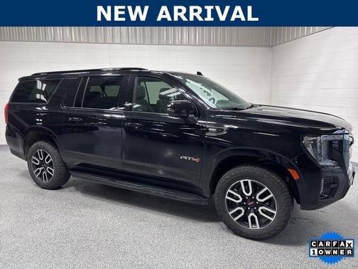 2023 GMC Yukon XL 4WD AT4