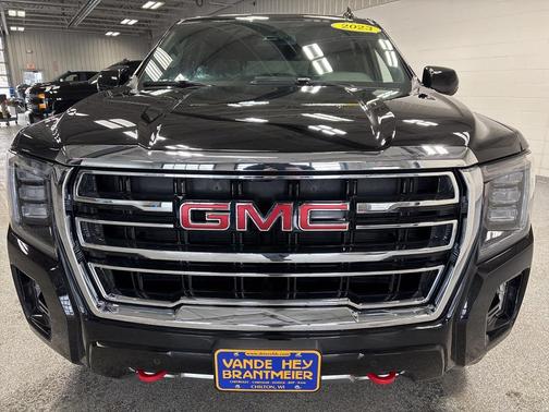 2023 GMC Yukon XL 4WD AT4