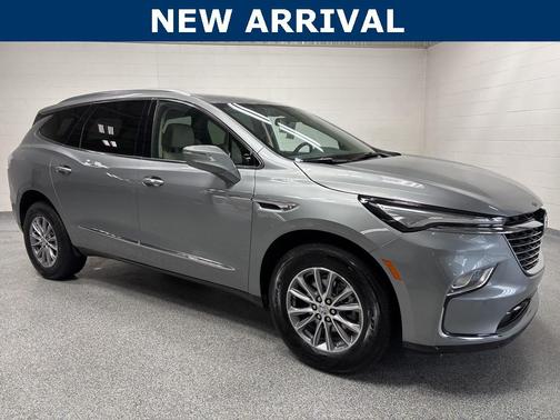 2023 Buick Enclave Essence AWD