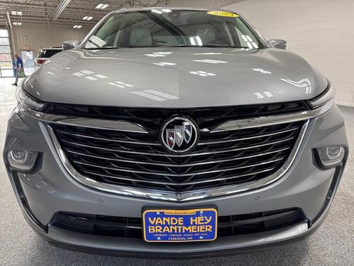 2023 Buick Enclave Essence AWD