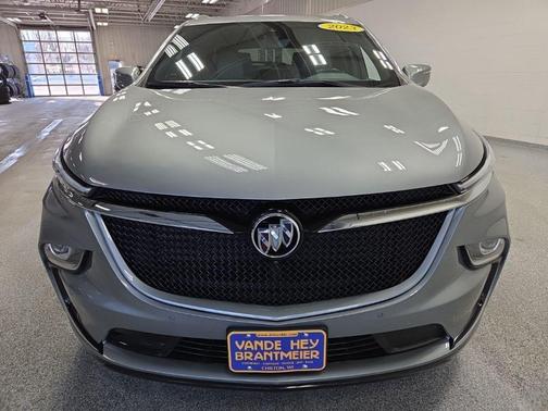 2023 Buick Enclave Essence AWD