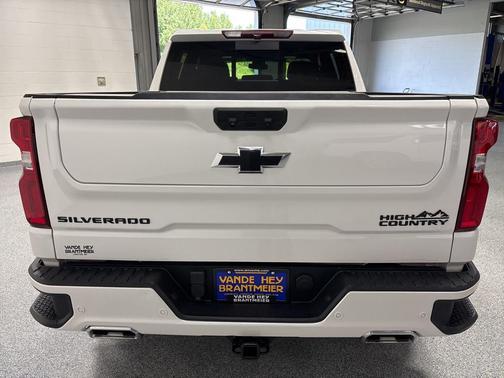 2022 Chevrolet Silverado 1500 High Country