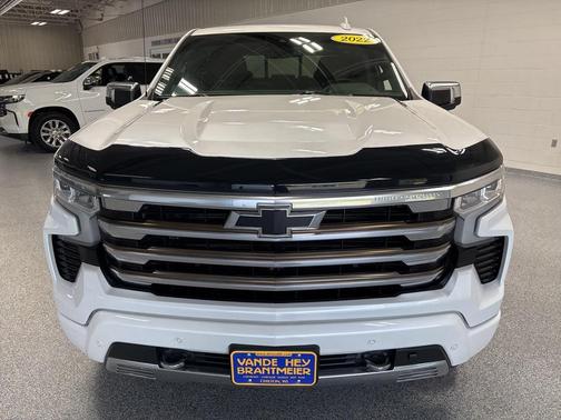 2022 Chevrolet Silverado 1500 High Country