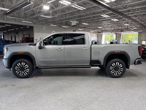 Sterling Metallic 2025 GMC Sierra 2500 Denali Ultimate