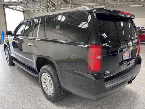 2019 Chevrolet Suburban LT