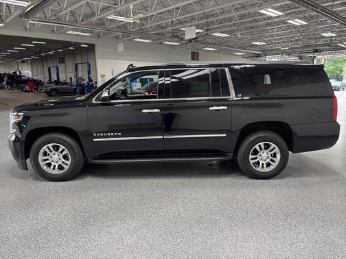 2019 Chevrolet Suburban LT