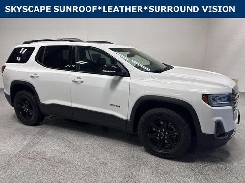 2023 GMC Acadia AWD AT4