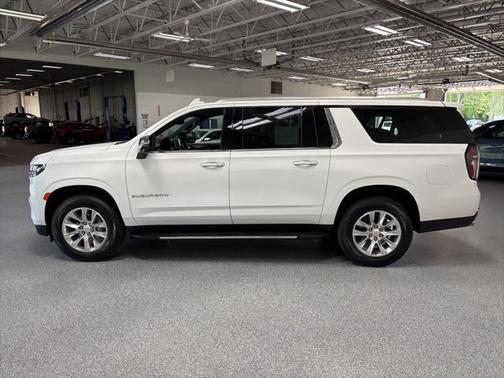 2024 Chevrolet Suburban Premier