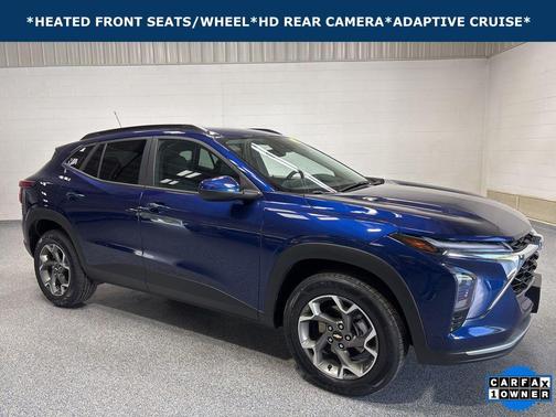 Blue Glow Metallic 2024 Chevrolet Trax LT