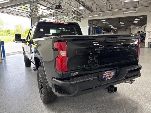2025 Chevrolet Silverado 2500 Custom