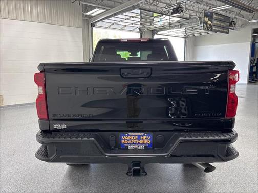 2025 Chevrolet Silverado 2500 Custom