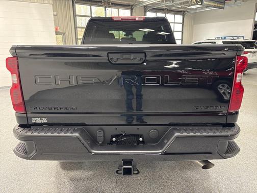 2026 Chevrolet Silverado 2500 Custom