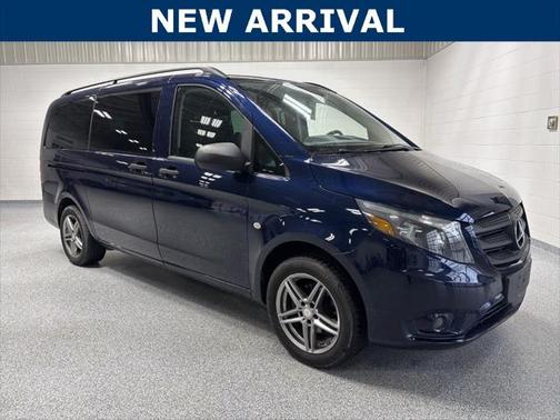 2016 Mercedes-Benz Metris Base